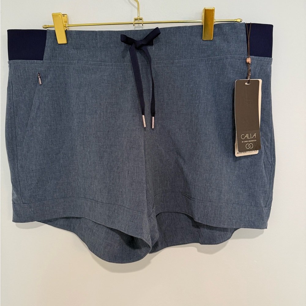 CALIA Carrie Underwood: Blue Anywhere Cuff Shorts Peacoat Heather